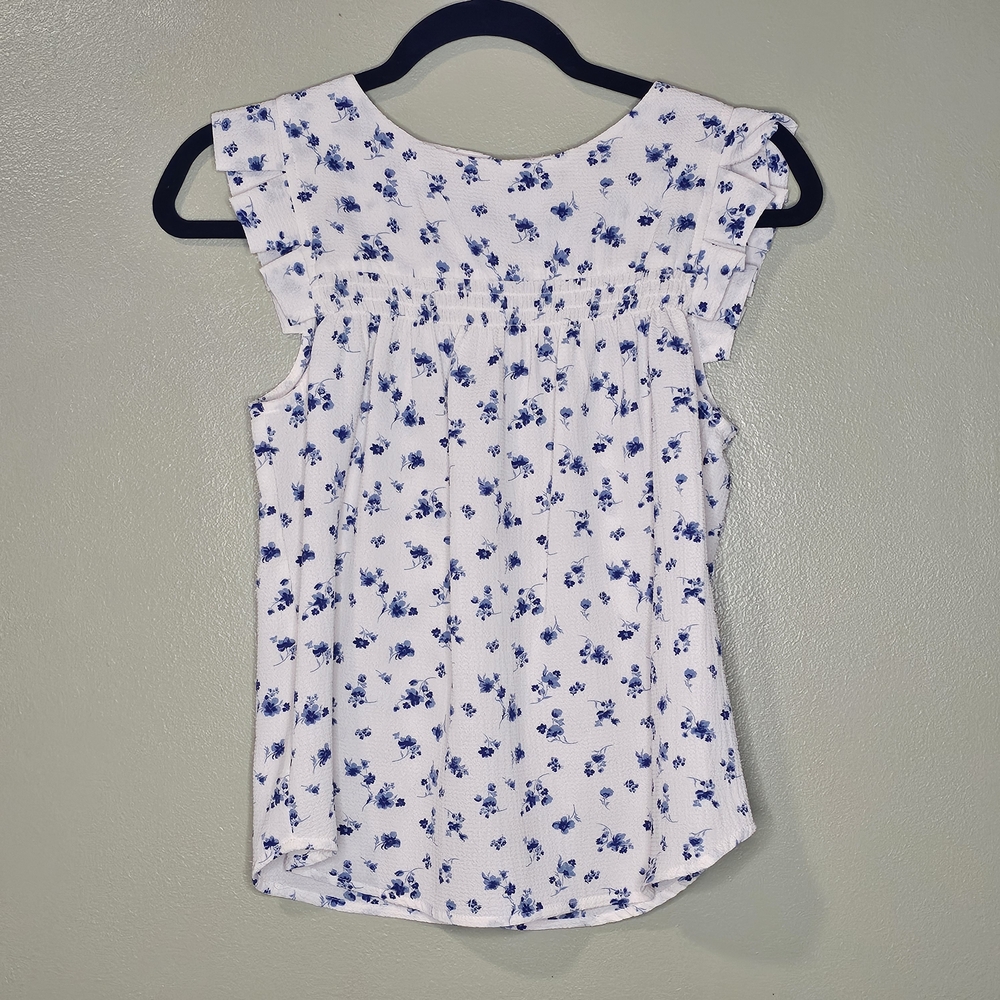 Monteau White and Blue Floral Blouse